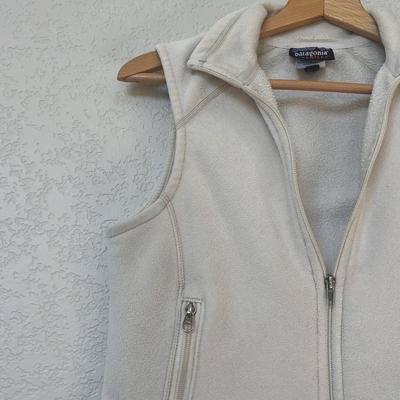 Patagonia Synchilla Fleece Vest Cream size Small - Picture 7 of 9